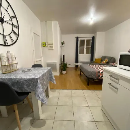 Apartment Chaleureux Centre *